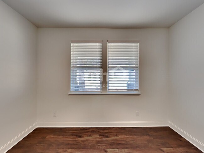 Building Photo - 5263 Blue Mountain Dr