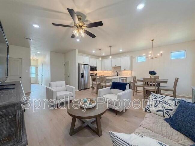 Building Photo - 1404 Rita Blanca Ct