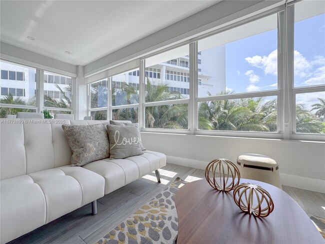 Building Photo - 4925 Collins Ave