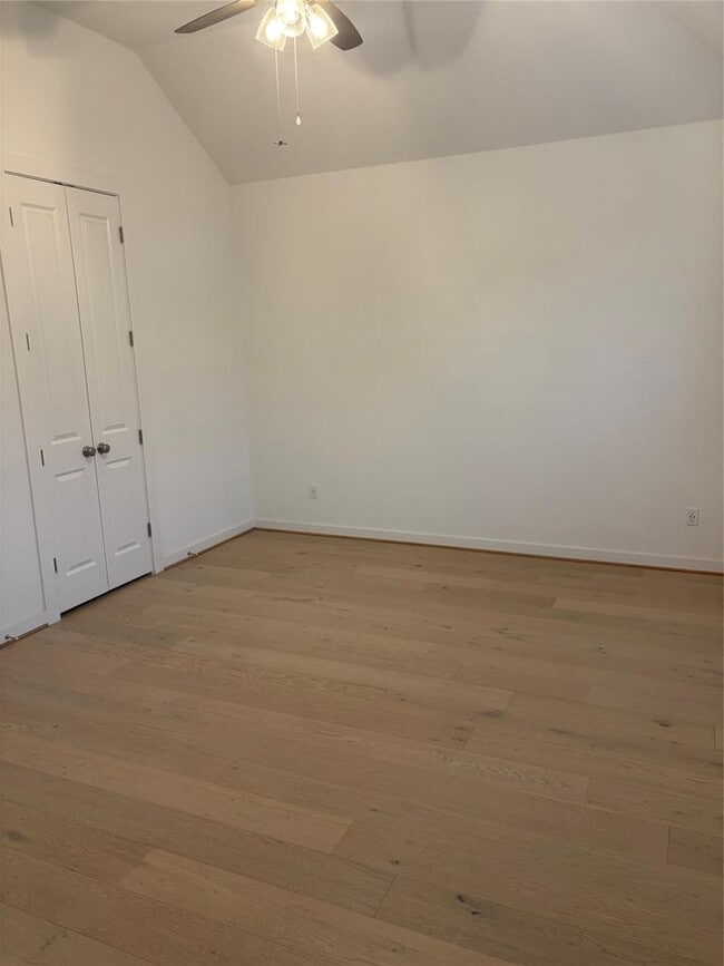 Building Photo - 200 Dycus Bnd