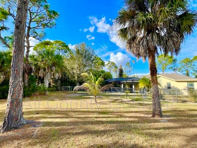 Building Photo - 2485 Traverse Ave