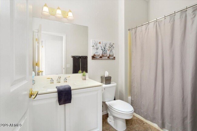 Building Photo - 16232 W Tapatio Dr