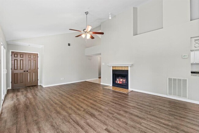 Building Photo - 5414 Village Springs Dr
