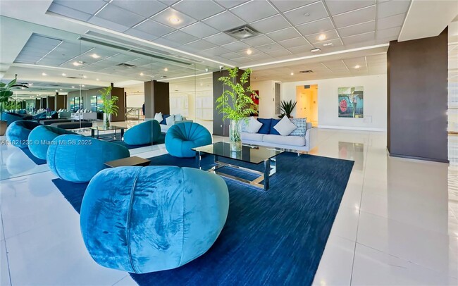 Building Photo - 5701 Collins Ave