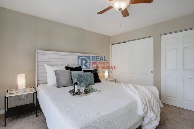 Building Photo - 8487 Everett Way