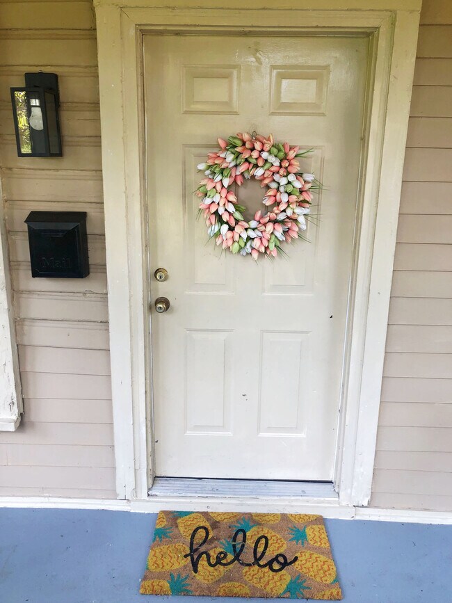 Building Photo - 2529 Napier Ave