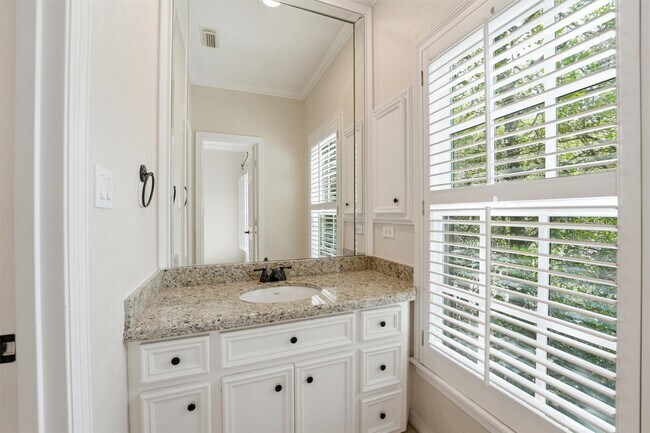 Building Photo - 3210 Maroneal St