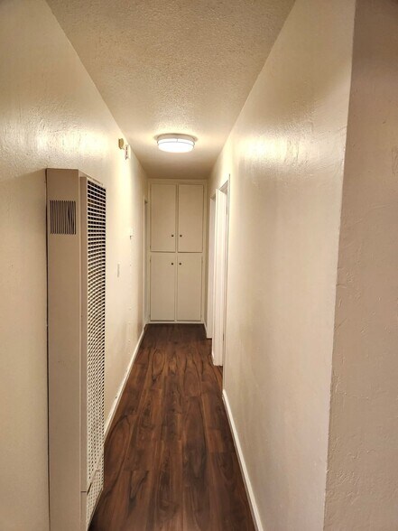 Building Photo - 7440 Tiara Way