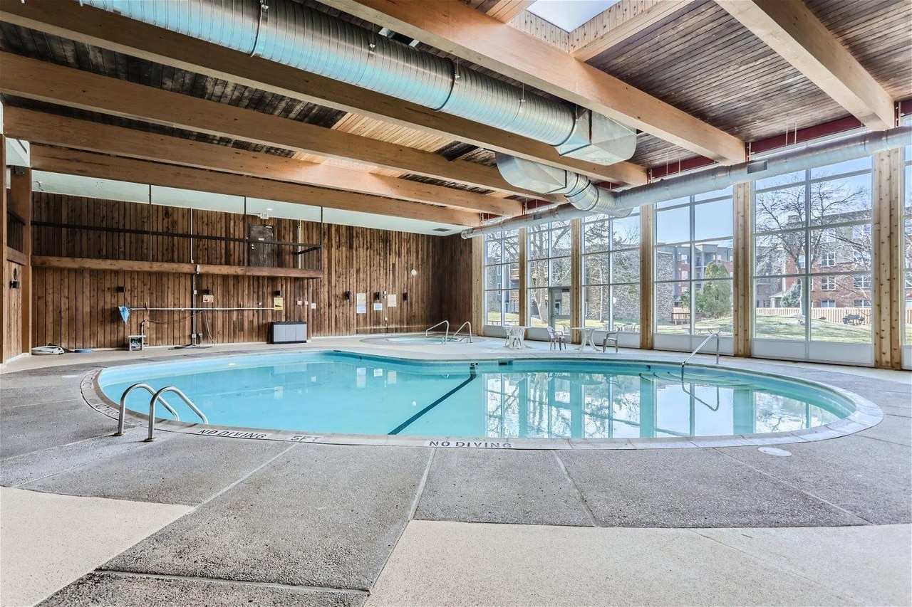 Building Photo - 450 Ford Rd