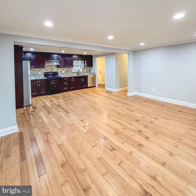 Building Photo - 205 Biddle Rd