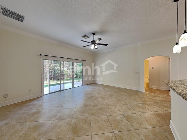 Building Photo - 2525 Stapleford Ln