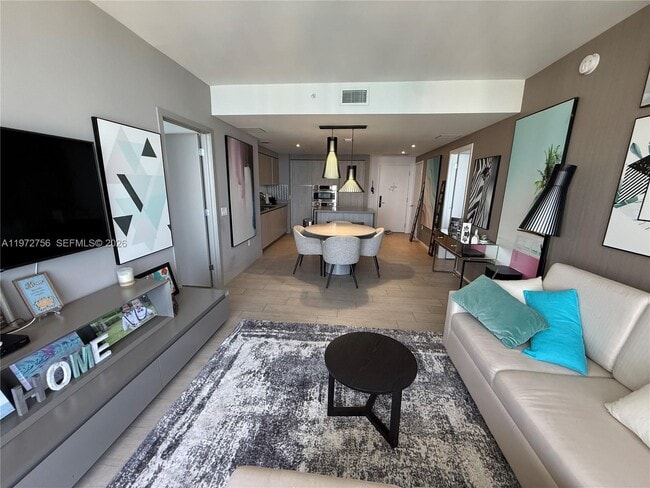 Building Photo - 4010 S Ocean Dr