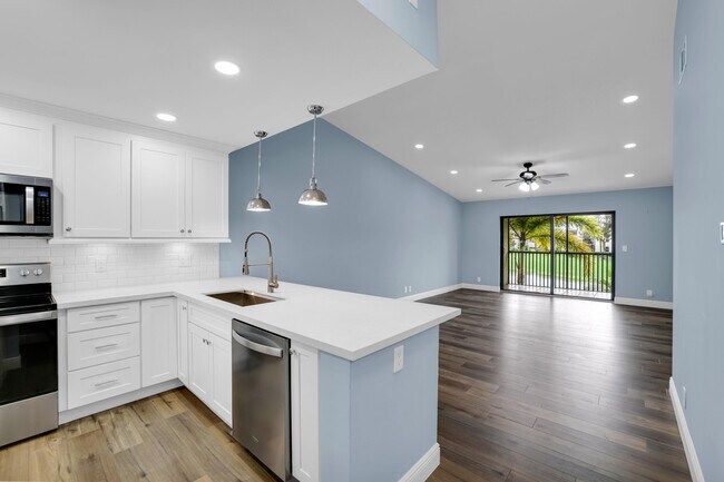 Building Photo - 2840 Casa Way