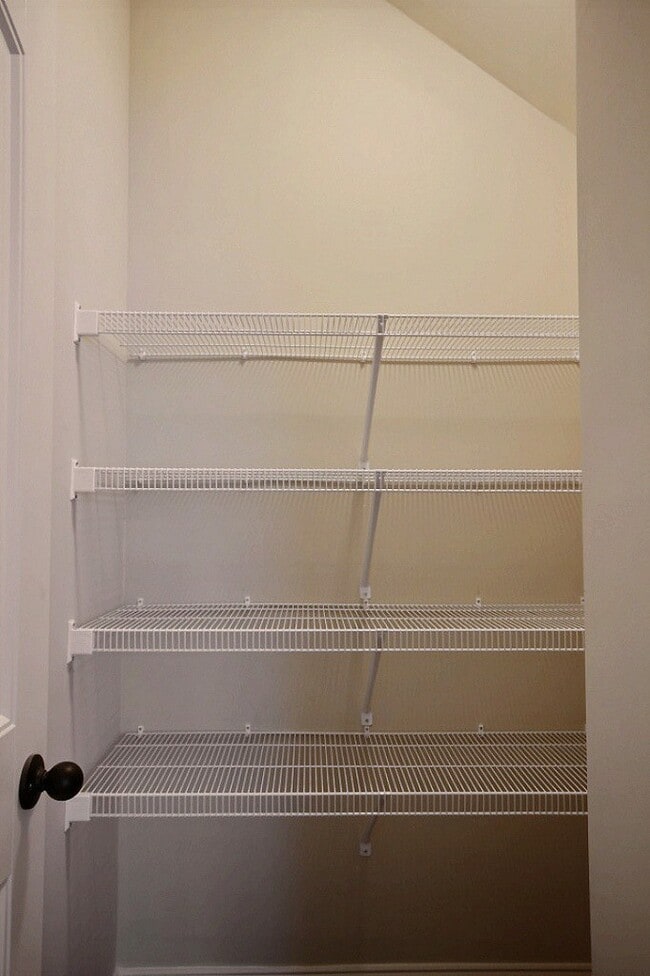 Building Photo - 214 E South St