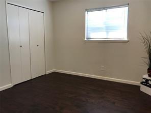Building Photo - 312 Willow Springs Dr