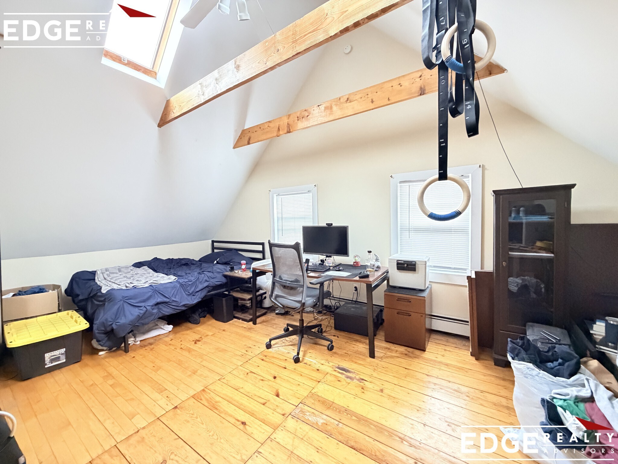 Building Photo - 17 Bennett St