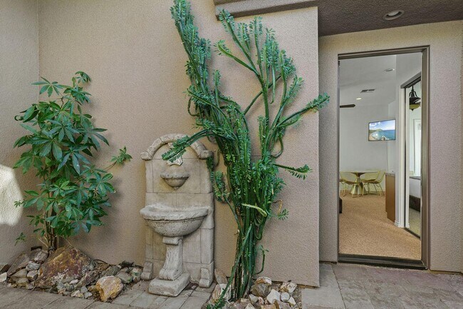 Building Photo - 51200 Calle Paloma