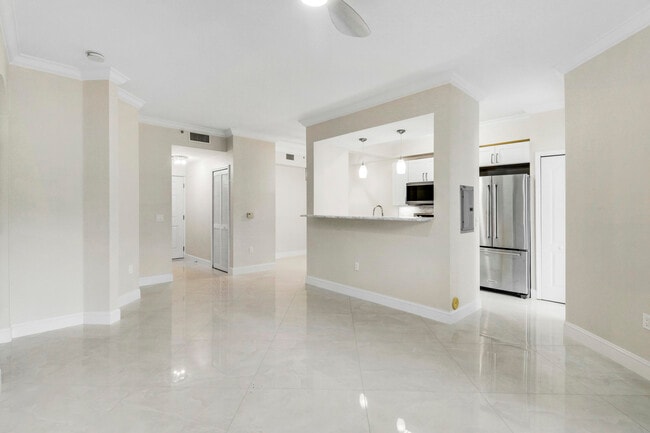 Building Photo - 11010 Legacy Dr