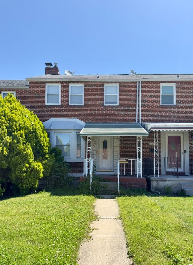 Building Photo - 5781 Edgepark Rd