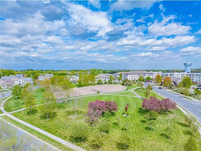 Building Photo - 2952 Clover Ridge Dr