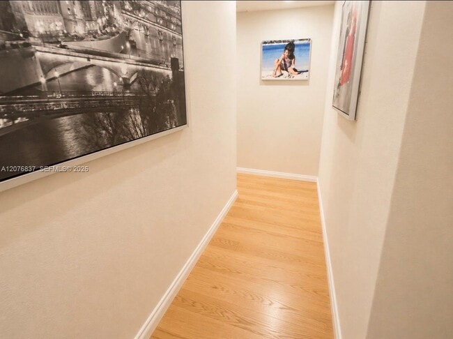 Building Photo - 1213 Skylark Dr
