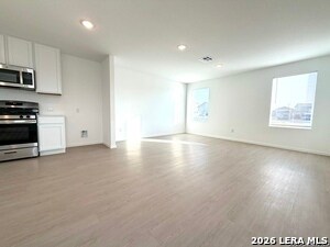 Building Photo - 6863 Chert Chase