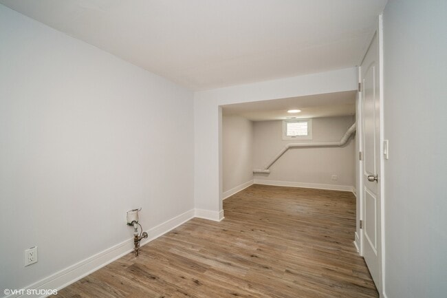 Building Photo - 1020 Rose Ave