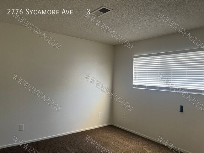 Building Photo - 2776 Sycamore Ave