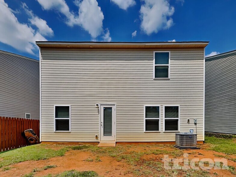 Building Photo - 433 Wagon Trail