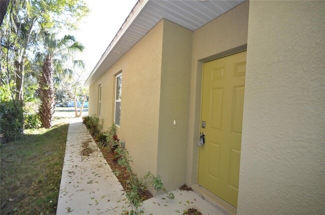 Building Photo - 3303 Armstrong Ct
