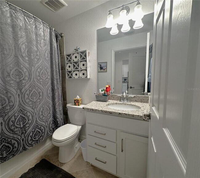 Building Photo - 14050 Heritage Landing Blvd
