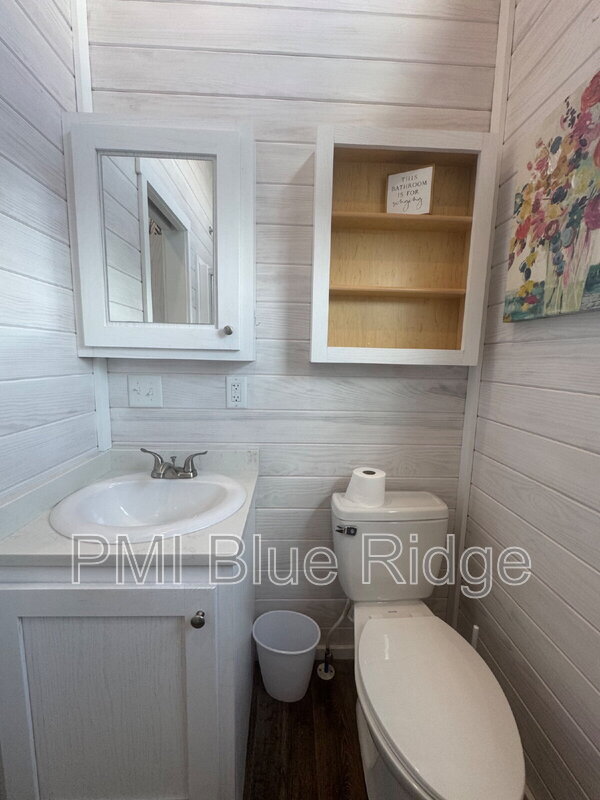 Building Photo - 57 Breezy Mdw Ln