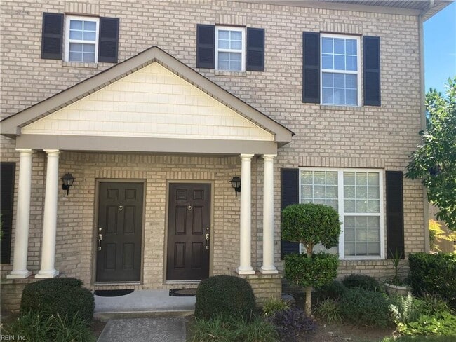 Building Photo - 2412 Wessington Dr