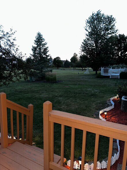 Building Photo - 45071 Lothrop Ct