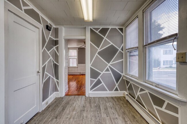 Building Photo - 42 E Locust St