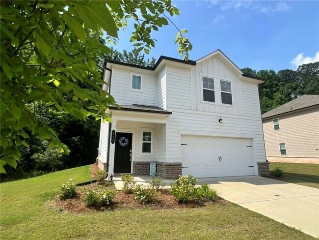 Building Photo - 705 Evergreen Rd