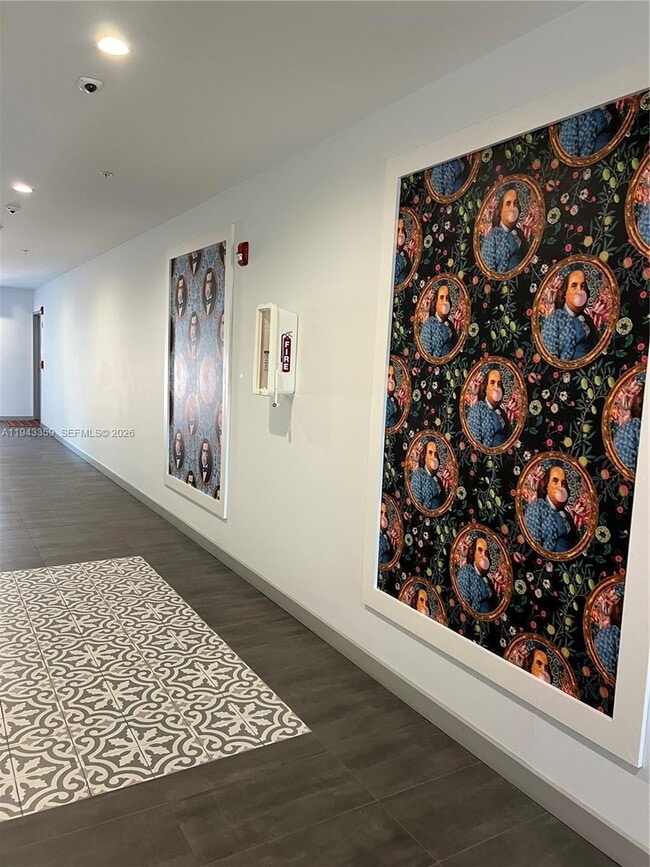 Building Photo - 1814 SW 22nd Ave