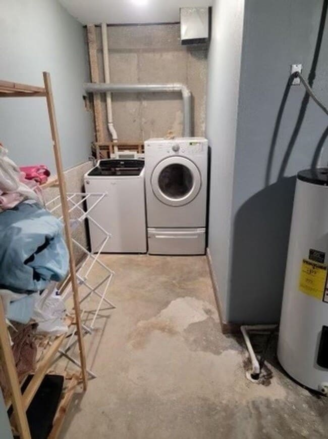 Building Photo - 230 Settlers Pass