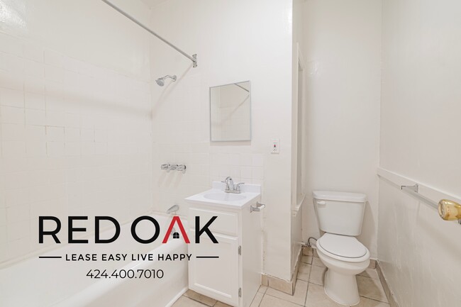 Building Photo - 2850 Leeward Ave