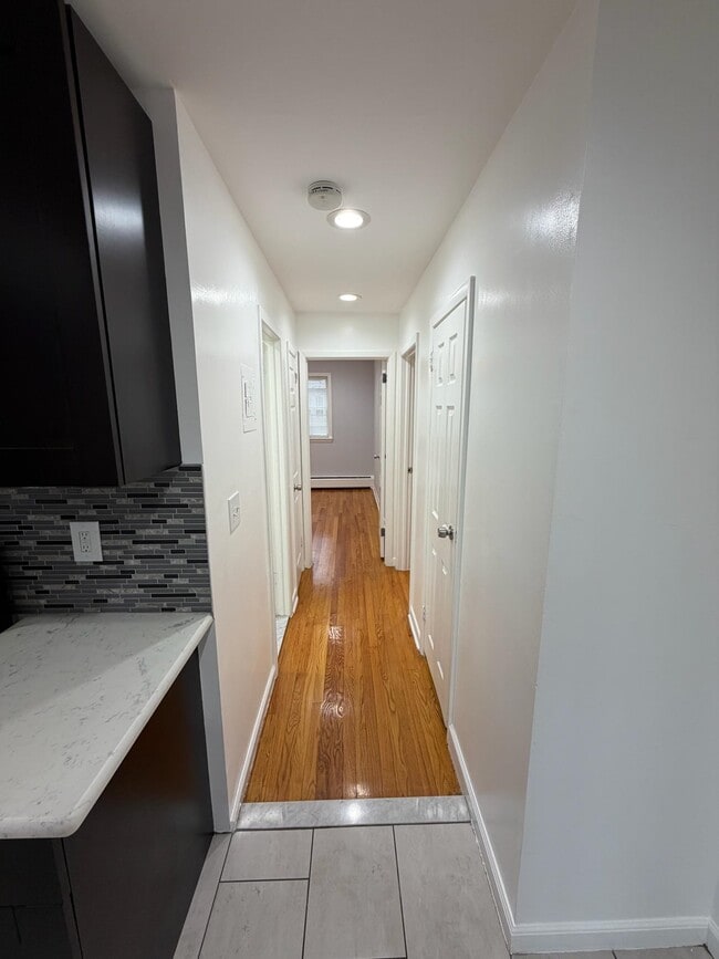 Building Photo - 3586 John F. Kennedy Blvd