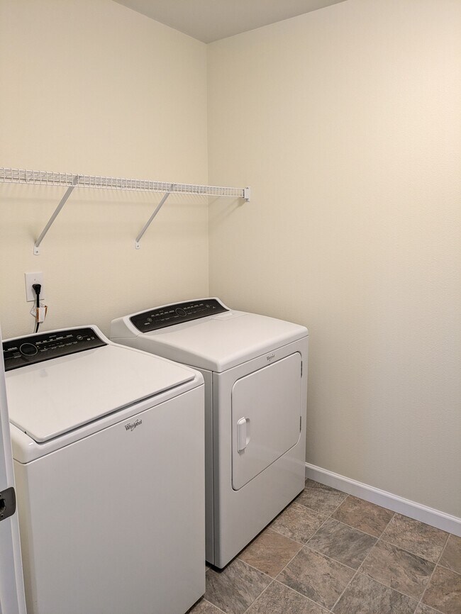 Building Photo - 27333 15th Ct S