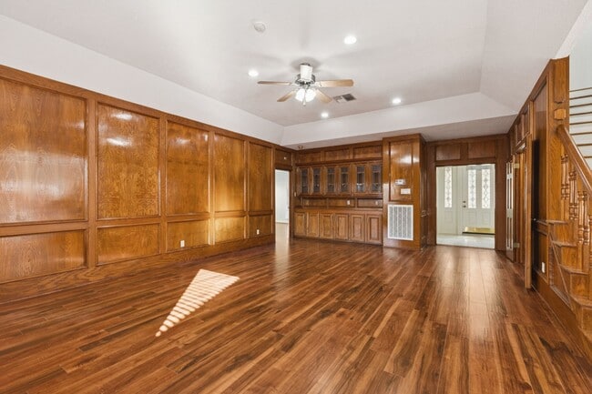 Building Photo - 14819 Walbrook Dr