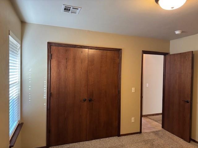 Building Photo - 2704 SE 38th St