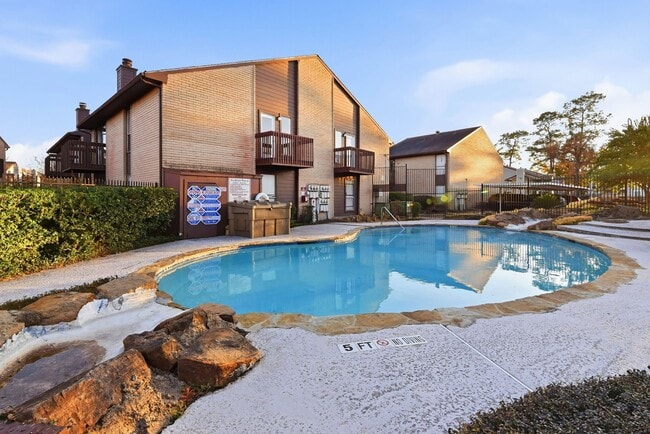 Building Photo - 12905 Woodforest Blvd