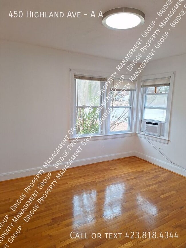 Building Photo - 450 Highland Ave NW
