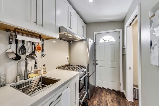 Building Photo - 1662 14th St