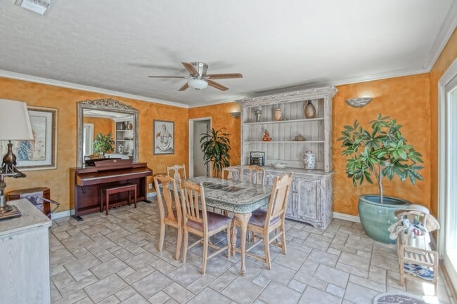 Building Photo - FULLY FURNISHED, CHARMING & AIRY, 4BR2BA MONTEMALAGA HILLTOP HOME W/ “QUEENS NECKLACE” VIEWS, 2-C...