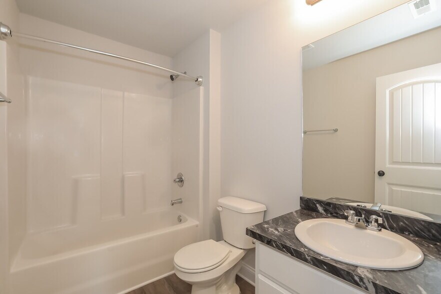 Building Photo - 150 Heartland Cir