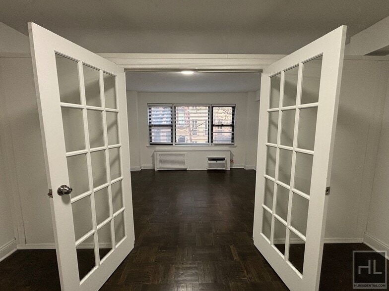 Primary Photo - BEEKMAN PLACE