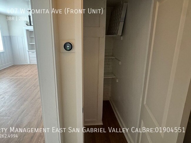 Building Photo - 407 W Lomita Ave